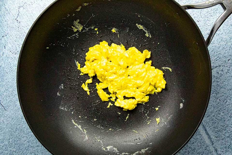 Cơm gà sốt cay - 06