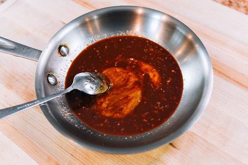 Cơm gà xá xíu - 05