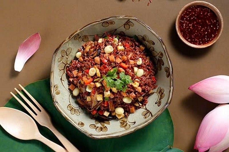 cơm gạo lứt hạt sen ảnh 5