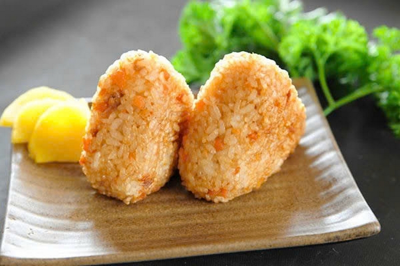 Cơm nắm bao nhiêu calo ảnh 4