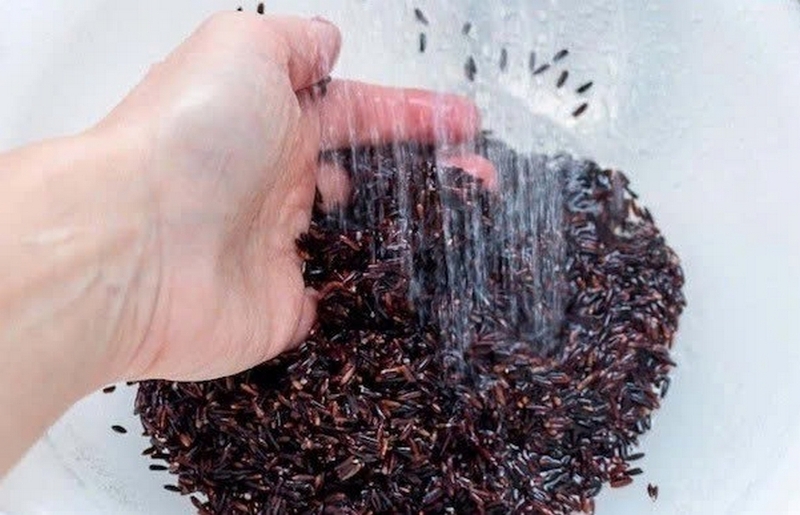 cơm rượu nếp cẩm ảnh 2