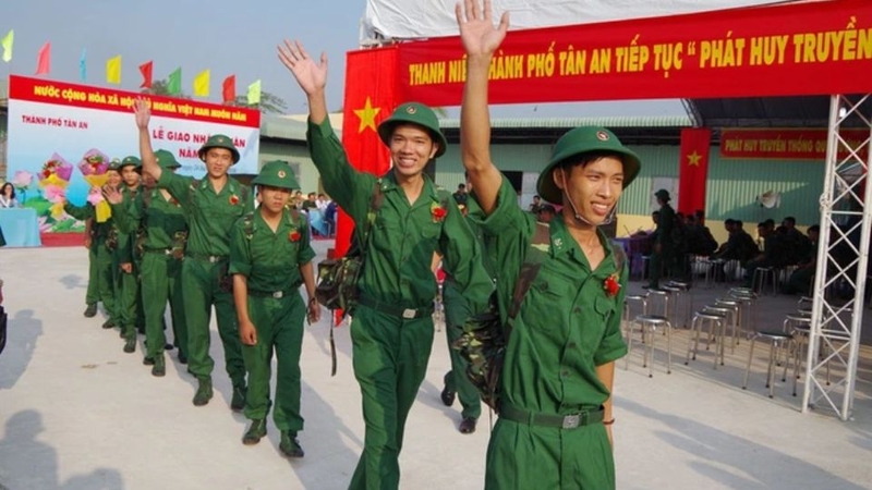 Công dân thuộc trường hợp nào được miễn gọi nhập ngũ? 3