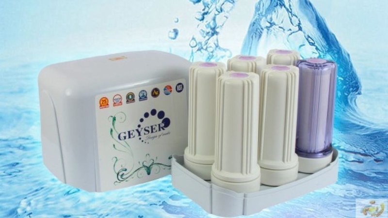 Hiện tượng đun lên lắng cặn ở đáy cốc có sao không?