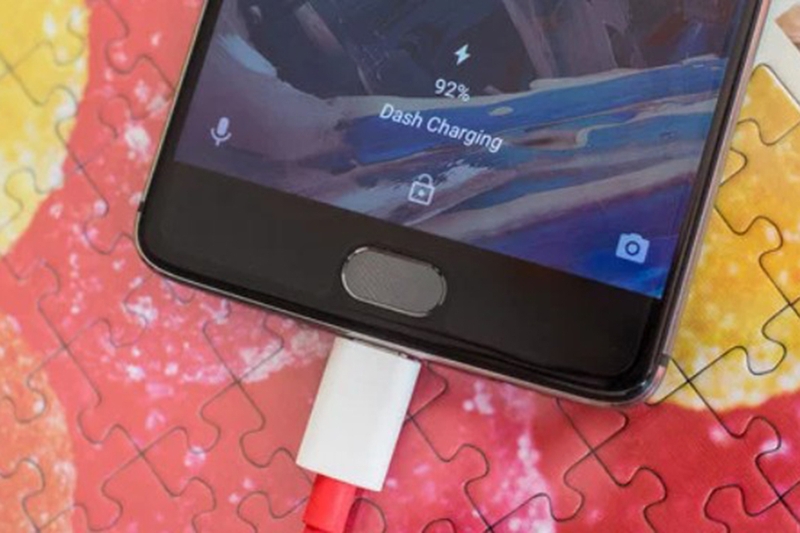 công nghệ sạc nhanh OnePlus DashCharge 1