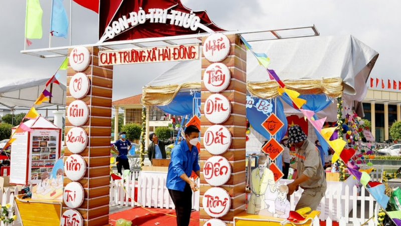 Cổng trại chủ đề tri ân thầy cô