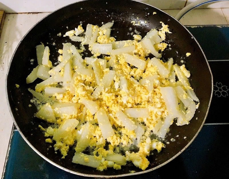 củ cải xào trứng ảnh 4