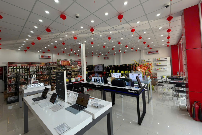 cua-hang-fpt-shop-344-le-van-khuong-3.png