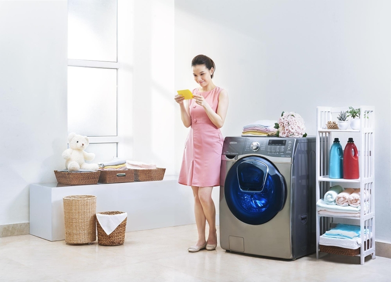 Cửa phụ Add Door trên máy giặt Samsung 1