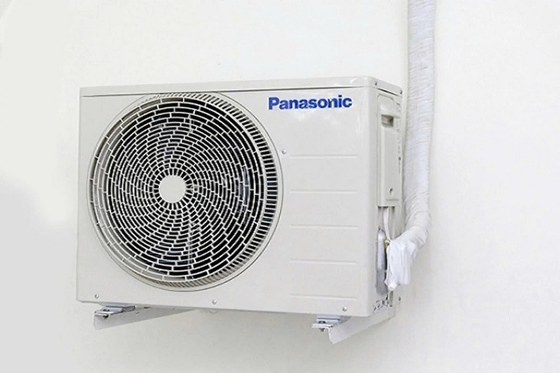 Cục nóng máy lạnh Daikin kêu to ảnh 1