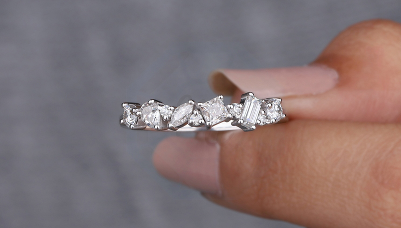 Moissanite hỗn hợp