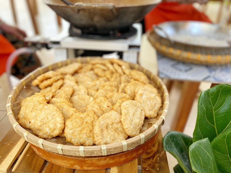 đặc sản cô tô 8