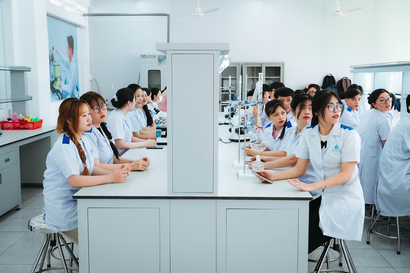 Điểm chuẩn Đại học Bình Dương 2025 - 03