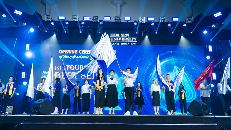 gioi thieu dai hoc hoa sen