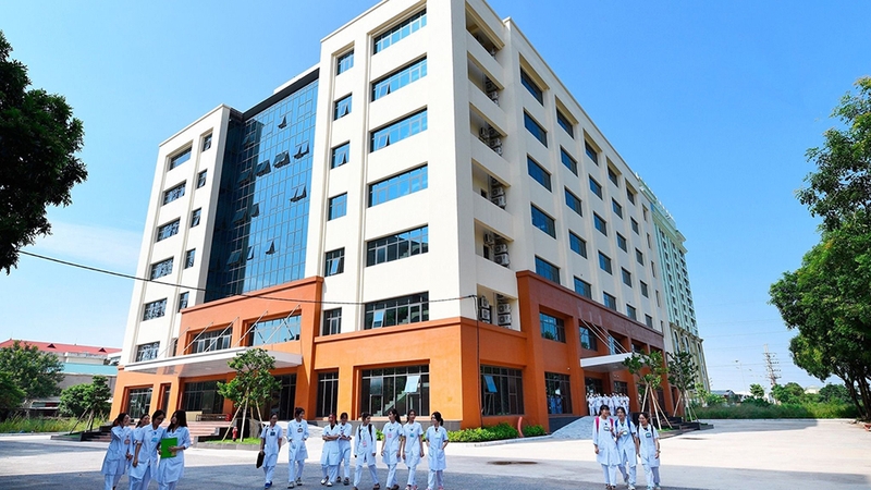 Điểm chuẩn Đại học Kỹ thuật Y tế Hải Dương 2025 - 06
