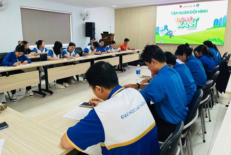 Điểm chuẩn Đại học Lạc Hồng 2025 - 02