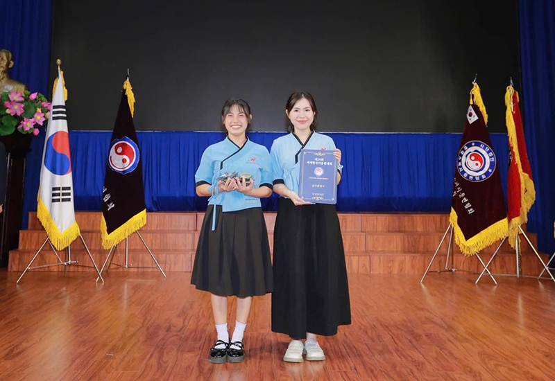 Điểm chuẩn Đại học Lạc Hồng 2025 - 01