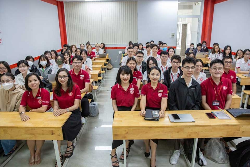 Điểm chuẩn Đại học Ngoại thương (phía Nam) - 04