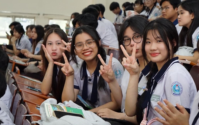 Đại học Nông Lâm điểm chuẩn - 08