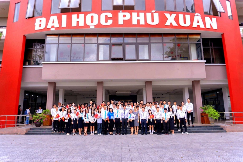 Điểm chuẩn Đại học Phú Xuân 2025 - 04
