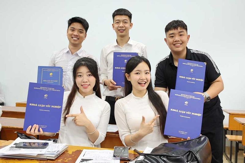 Điểm chuẩn Đại học Quản lý và Công nghệ Hải Phòng 2025 - 05