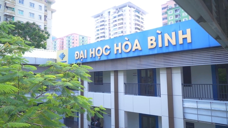 Đại học Hòa Bình