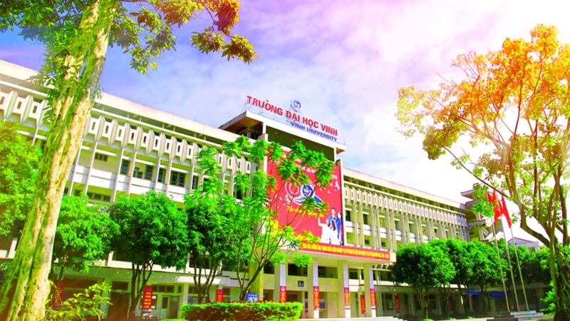 Điểm chuẩn Đại học Vinh thường cao hơn ở nhóm ngành Sư phạm