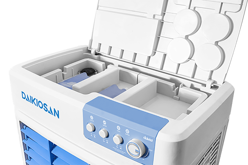 Quạt điều hòa Daikiosan DM107 với bảng điều khiển dễ dùng