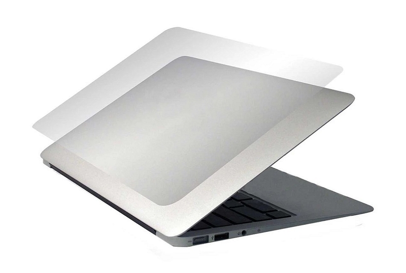 Dán skin laptop giữ màu nguyên bản của máy