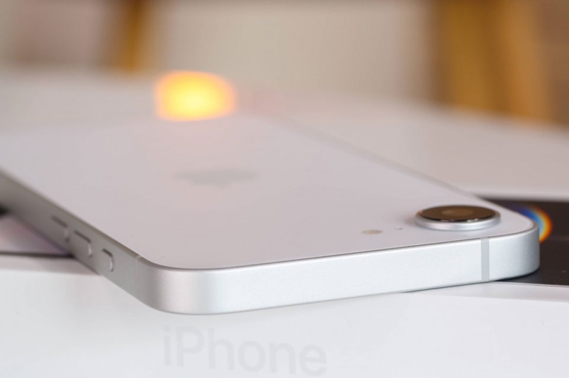 Mua iPhone 16e cho dân văn phòng - 07