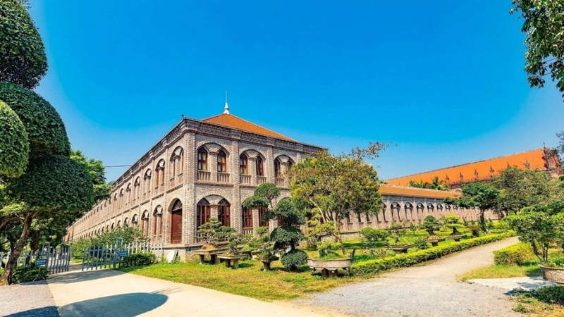Tọa độ Đan viện Châu Sơn