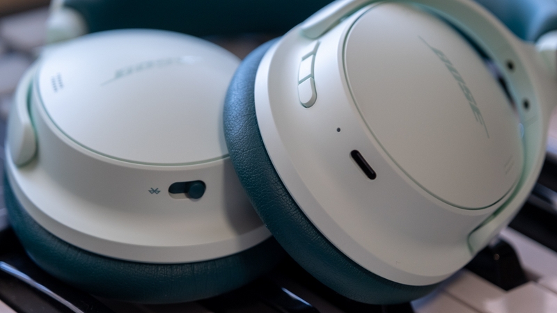 đánh giá Bose QuietComfort Headphones 2 1.jpg