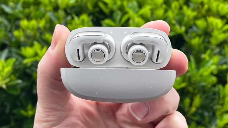 đánh giá Bose Ultra Open Earbuds 7.jpg