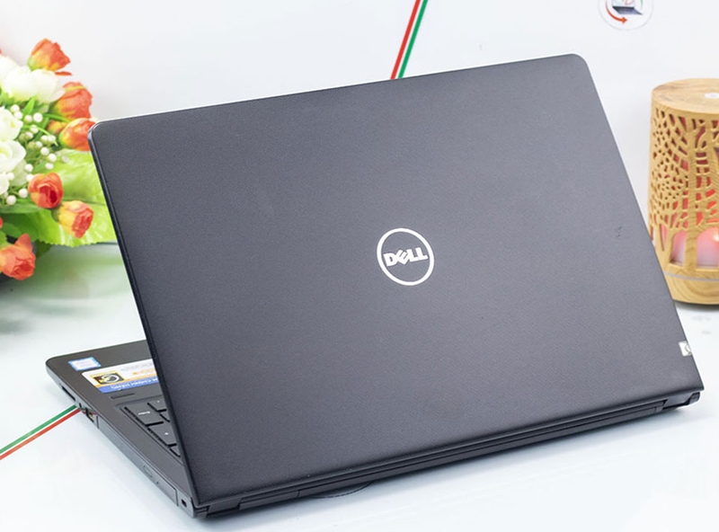 Đánh giá Dell Vostro 3568 - 02