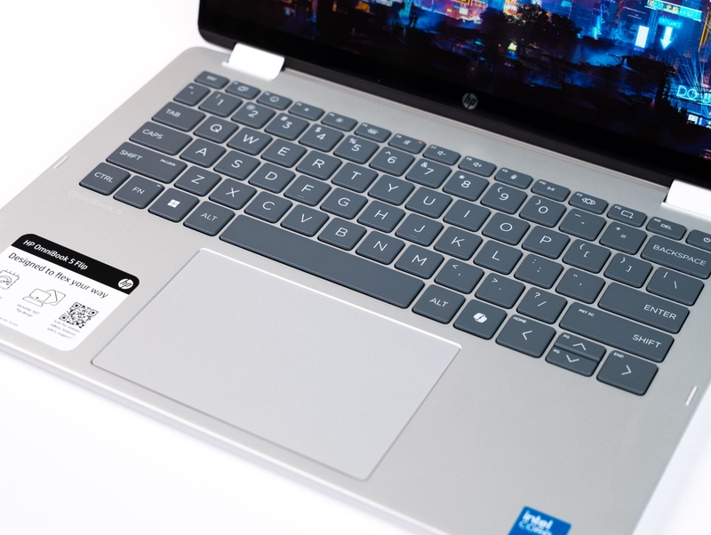 Đánh giá HP OmniBook 5 3