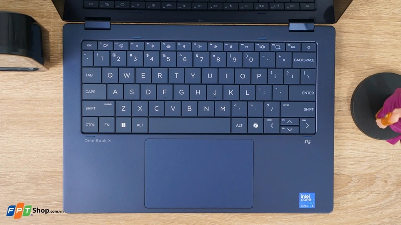 đánh giá HP OmniBook X Flip 14-fm0086TU ảnh 5