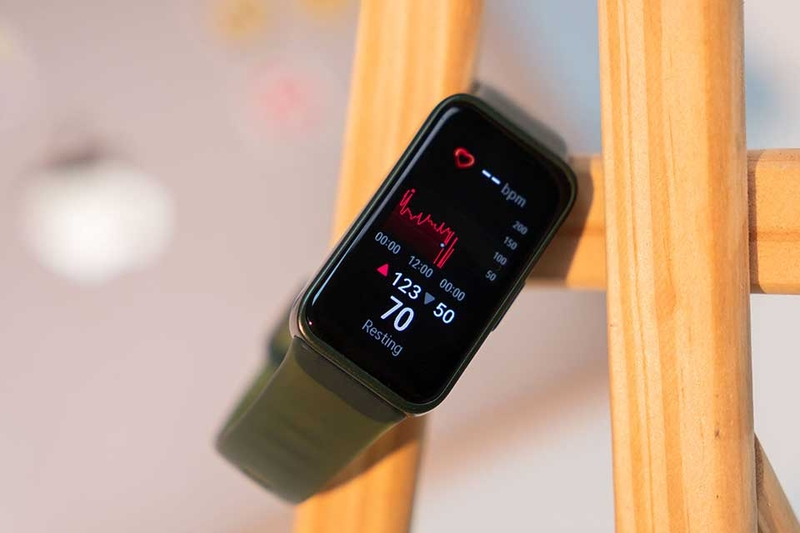 Đánh giá Huawei Band 8 - 08