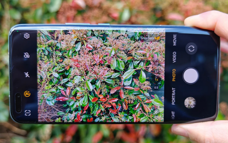 Camera selfie và Cảm biến 3D