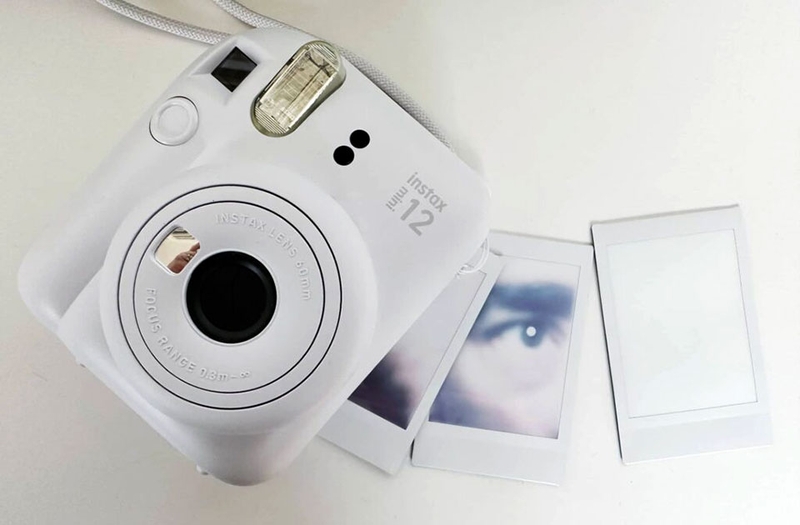 Đánh giá Instax Mini 12 - 01