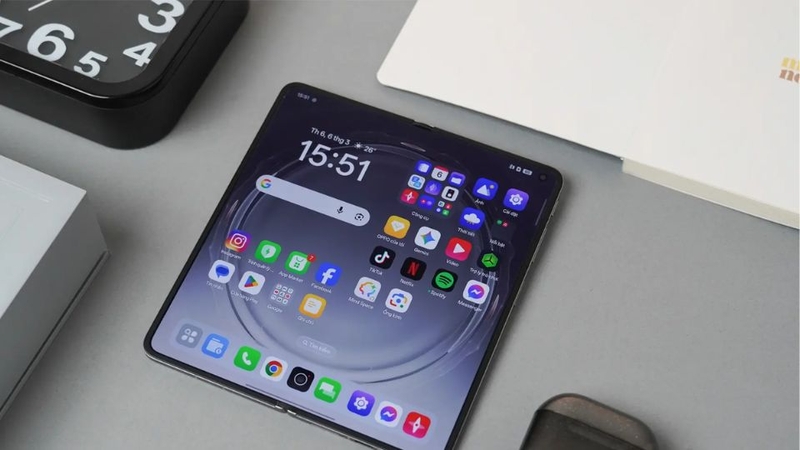 Đánh giá OPPO Find N6 8