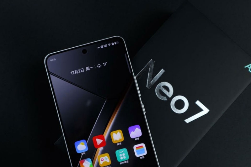 Đánh giá Realme GT Neo 7 - 05
