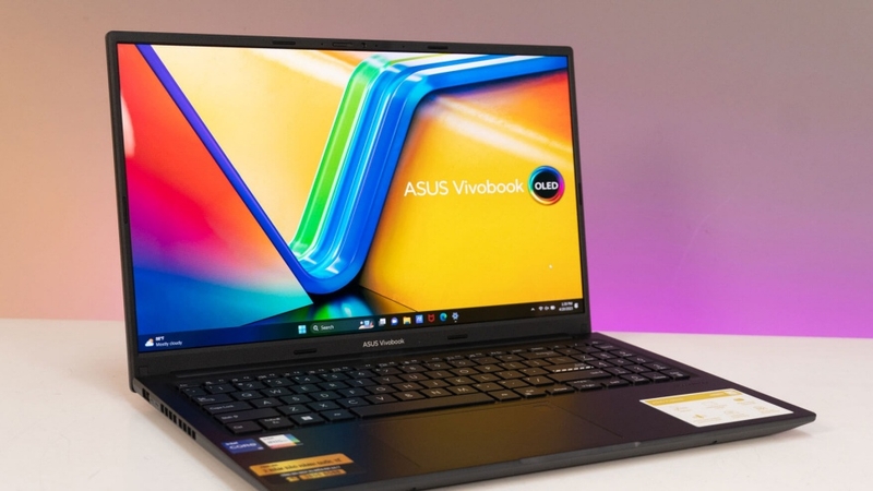 Asus Vivobook 15 OLED A1505VA MA467W giao động từ 15.000.000 đồng - 20.000.000 đồng