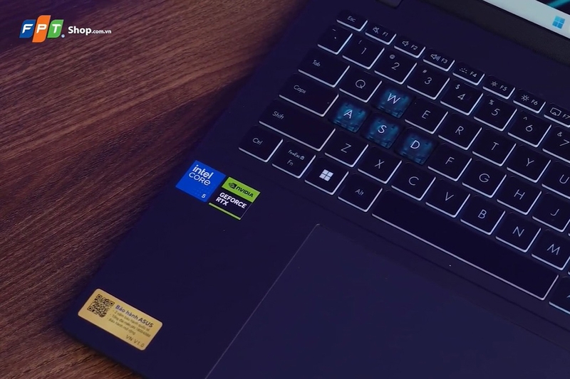 danh-gia-asus-vivobook-gaming-v3607vj-rp071w-1.jpg