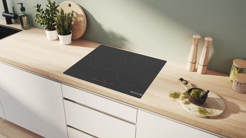 Đ&aacute;nh gi&aacute; bếp từ Bosch 1