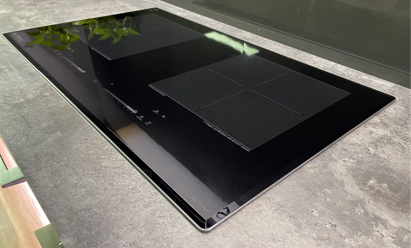 Đ&aacute;nh gi&aacute; bếp từ Eurosun EU-T715Pro 1