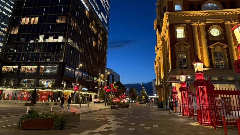 Ảnh chụp thiếu sáng của camera góc siêu rộng trên iPhone 17 Pro Max