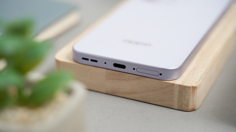 Đánh giá chi tiết OPPO Reno16 F 7