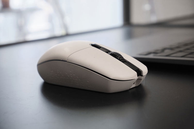 Đánh giá chuột DareU EM911X - 04