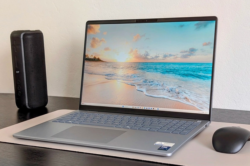 Đánh giá Dell 16 Plus DB16250 X65NW7 2