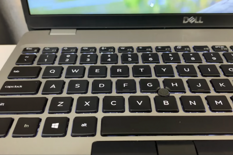 Đánh giá Dell Latitude 5511 (4)