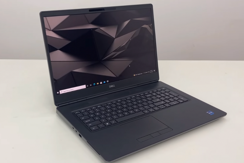 Đánh giá Dell Precision 7760 (4)